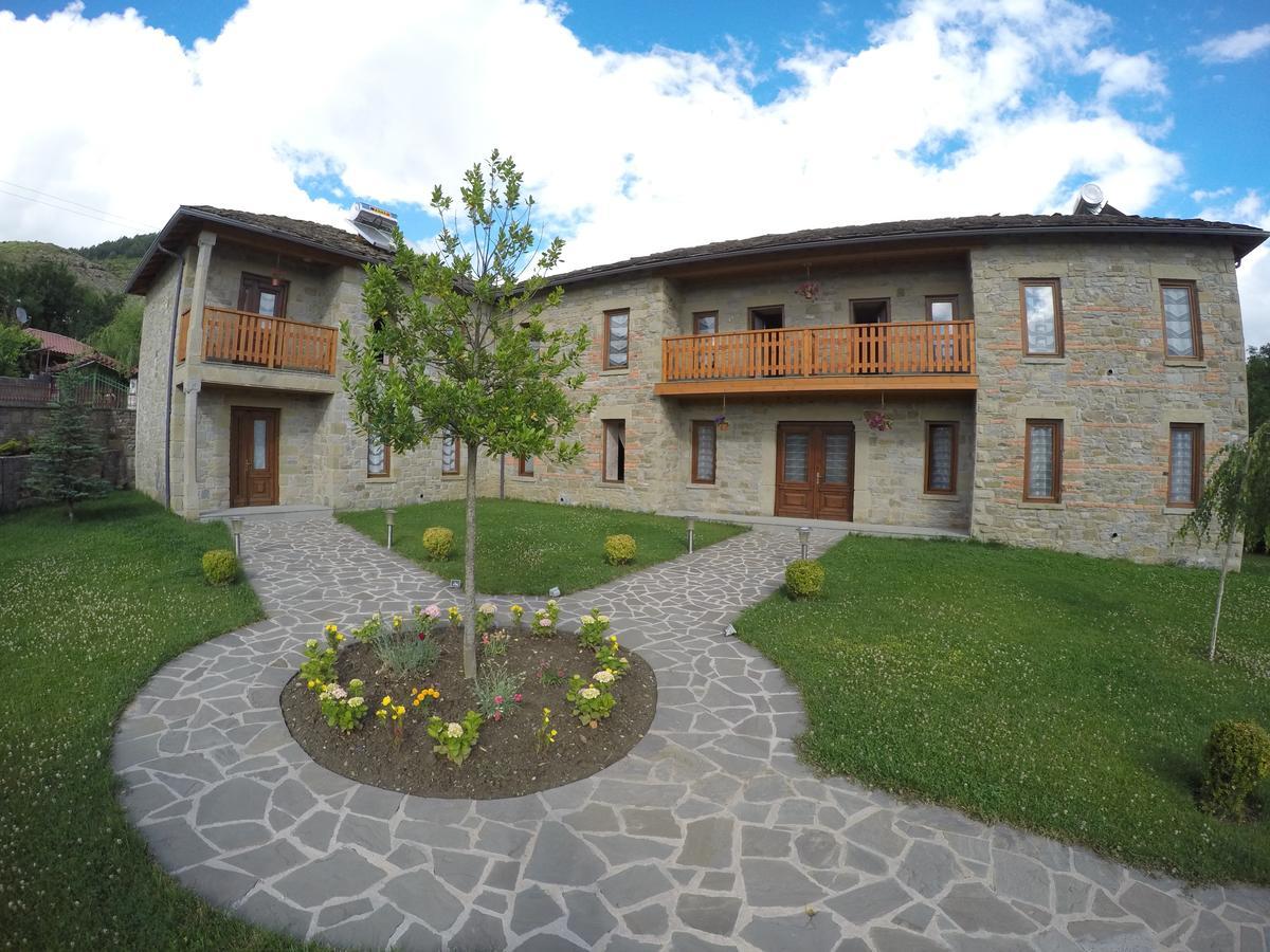 Johnny Hotel Kamenice Bagian luar foto