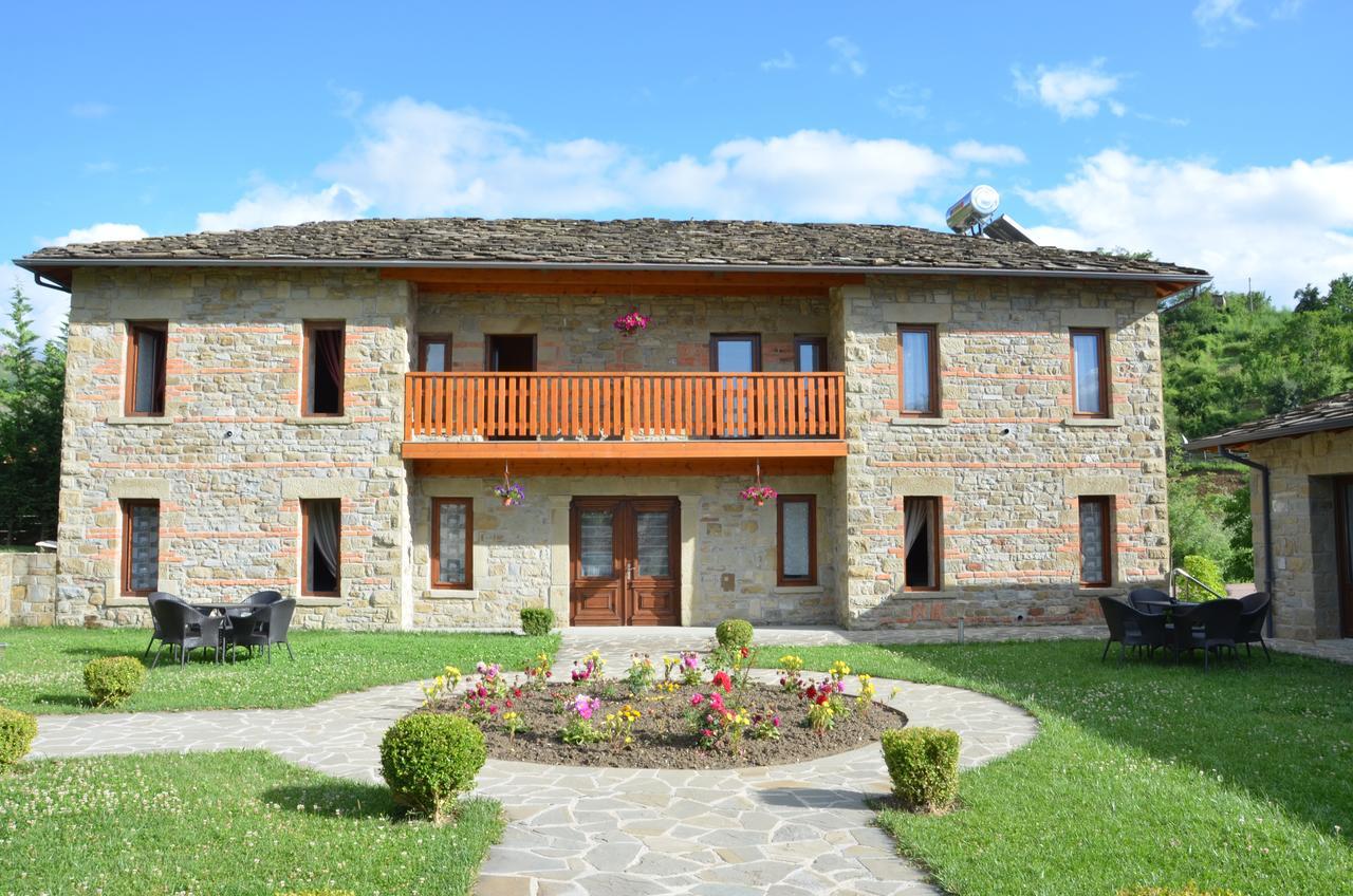 Johnny Hotel Kamenice Bagian luar foto